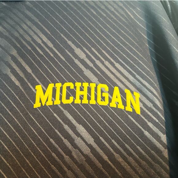 University of Michigan Quarter-Zip Pullover – Navy – Men’s Large - Picture 3 of 8